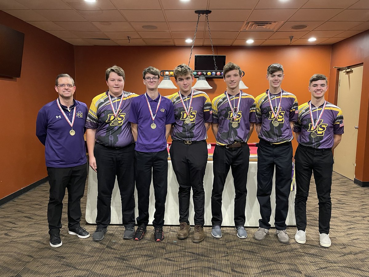 DLSPilots's tweet photo. Congrats to senior Matthew Lachajewski on finishing with games of 222 and 246 (a total of 468), plus placing seventh on the all-tournament team in Saturday’s Swami Baker Tournament!
 
Additionally, as a team, the Pilots finished with a Final Four medal!

#GoPilots #PilotPride https://t.co/dHZxaWOWQO