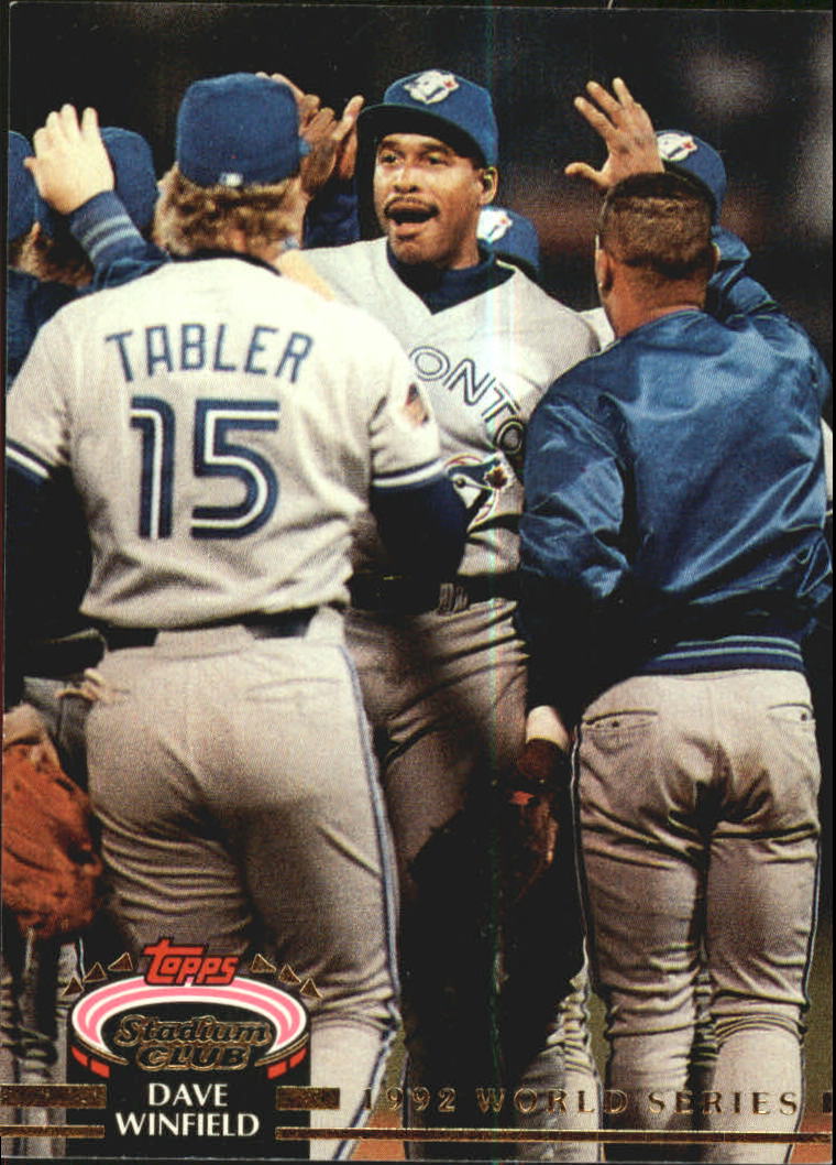 #OTD 30 years ago, the Toronto Blue Jays sign 41-year-old Dave Winfield to a one-year, $2.3-million contract.

He proceeds to bat . 290 with 26 HRs and 108 RBIs during the 1992 regular season and then knock in the winning run in the sixth and deciding game of the WS.

#BlueJays