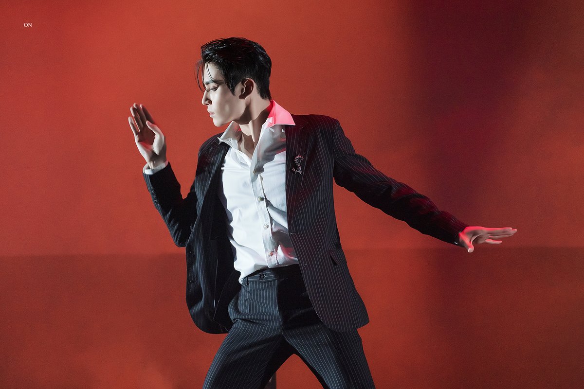dhs0228's tweet photo. HQ 211127 &amp; 211128 희노애락

손끝의 디테일까지 완성되는 그 순간을 사랑해

#sf9 #에스에프나인 #유태양 #YOOTAEYANG https://t.co/3f8QizTsz6