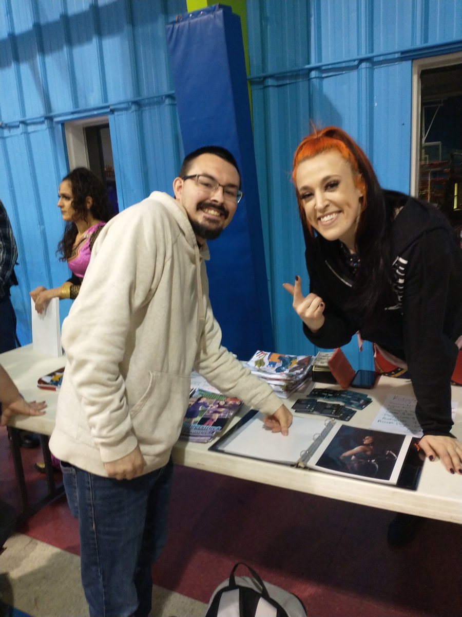 With @KiLynnKing last night #ImperialProWrestling with @thunderrosa22 in the background. It was nice seeing you again.