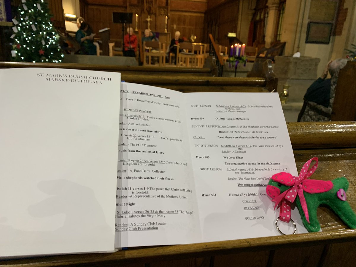 jaq421's tweet photo. Sybil went to her first carol service in #marske with @Aliceackroyd  x  #sybilontour raising awareness of #huntingtonsdisease https://t.co/XAudVdx5DJ
