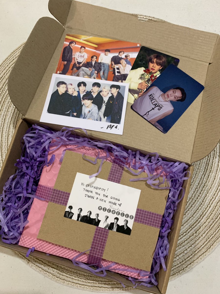SERENDlP17Y's tweet photo. tysm @michelletorrs for packing Jimin safely and the vv cute freebies!! #Torfeedback https://t.co/SAkjtMKxQc