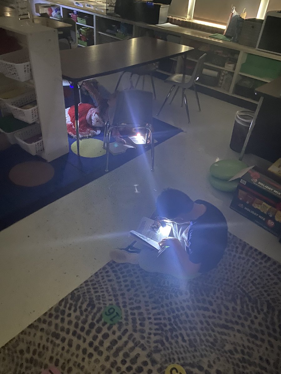 MsLParsons88's tweet photo. All the flashlight fun learning activities happening in Room 2 the Friday before Christmas Break! #room2crew #iamwfisd #bebold #fainrockets #teachoutsidethebox #schoolshouldbefun @WFISDschools @fainrockets https://t.co/0J8F54Uz9Y
