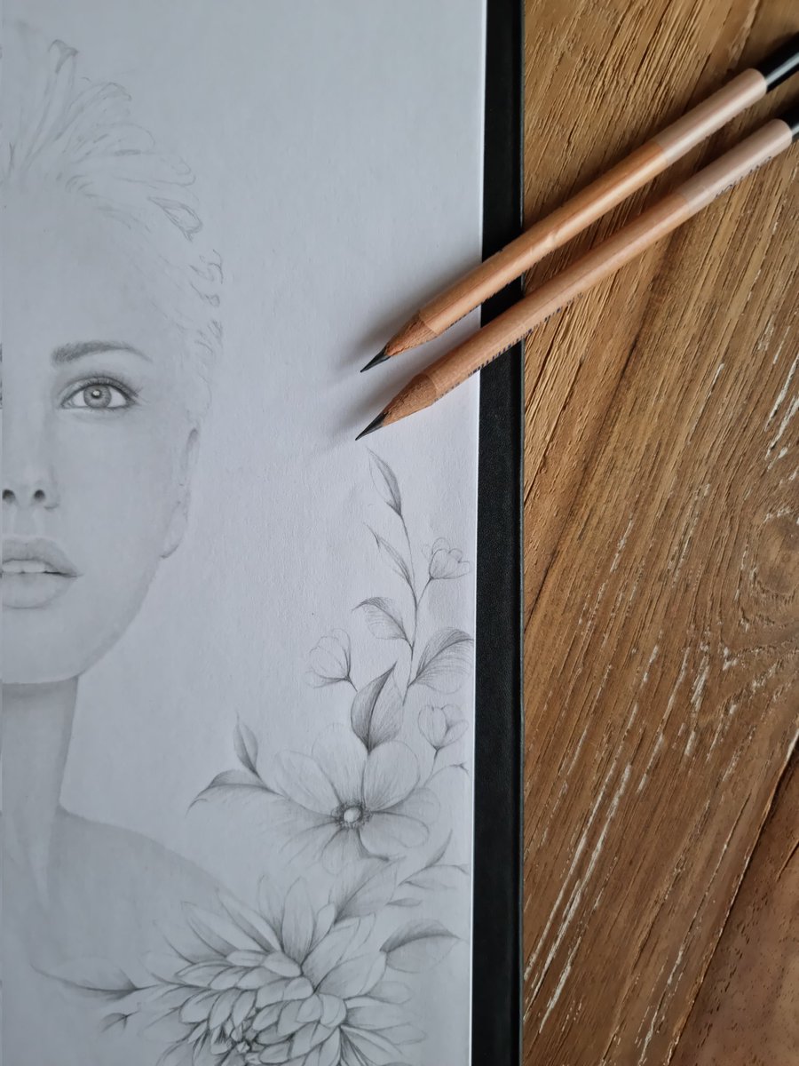 GeeskeCreating's tweet photo. My work in progress.....✍©

Since last July I am struggling with serious health problems. But I hold on.... hopefully back to the drawing board again soon... 😊🍀

#Art #Sketch #Drawing #Arttwt #ArtShare #ArtistOnTwitter @rtArtBoost @ArtistRTweeters https://t.co/l8eBDuq34F