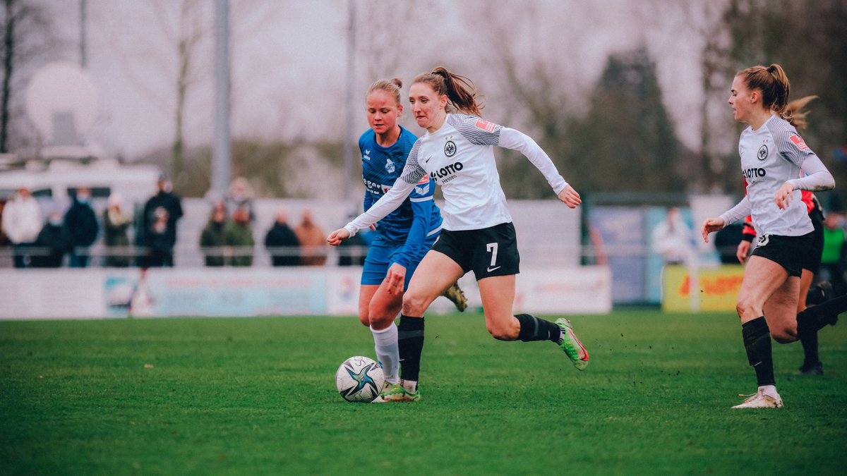 EintrachtFrauen's tweet photo. 3⃣ Punkte zum Rückrundenstart ✅
Perfekter Jahresabschluss ✅
Zum Spielbericht: https://t.co/6EicZyHZWX
#SGE #EintrachtFrauen #DieLiga #SCSSGE https://t.co/gRSYrNbAI5