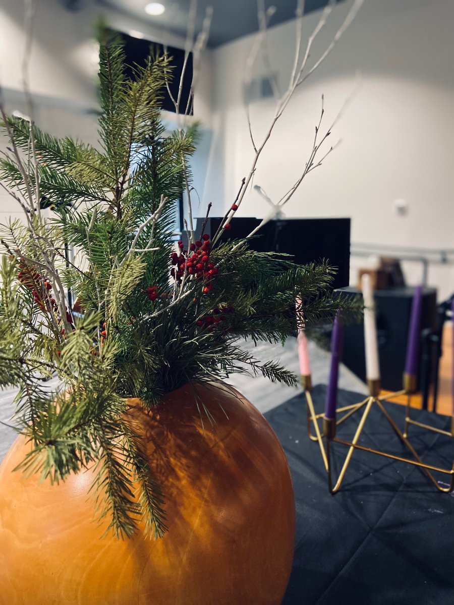 MicahMacDonald's tweet photo. Advent, week 4 #Love @emmausrdu https://t.co/8IiAuEcA4J