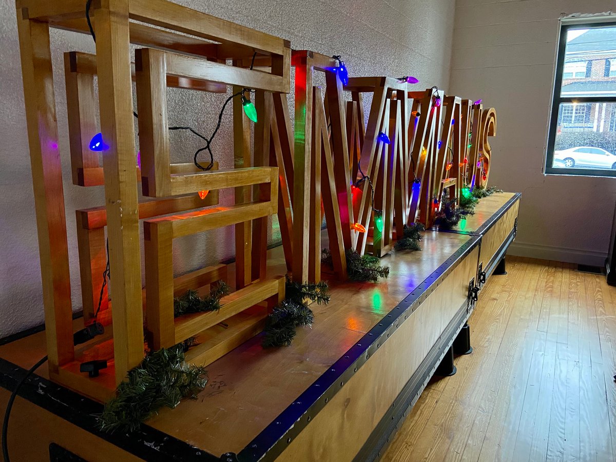 MicahMacDonald's tweet photo. Advent, week 4 #Love @emmausrdu https://t.co/8IiAuEcA4J