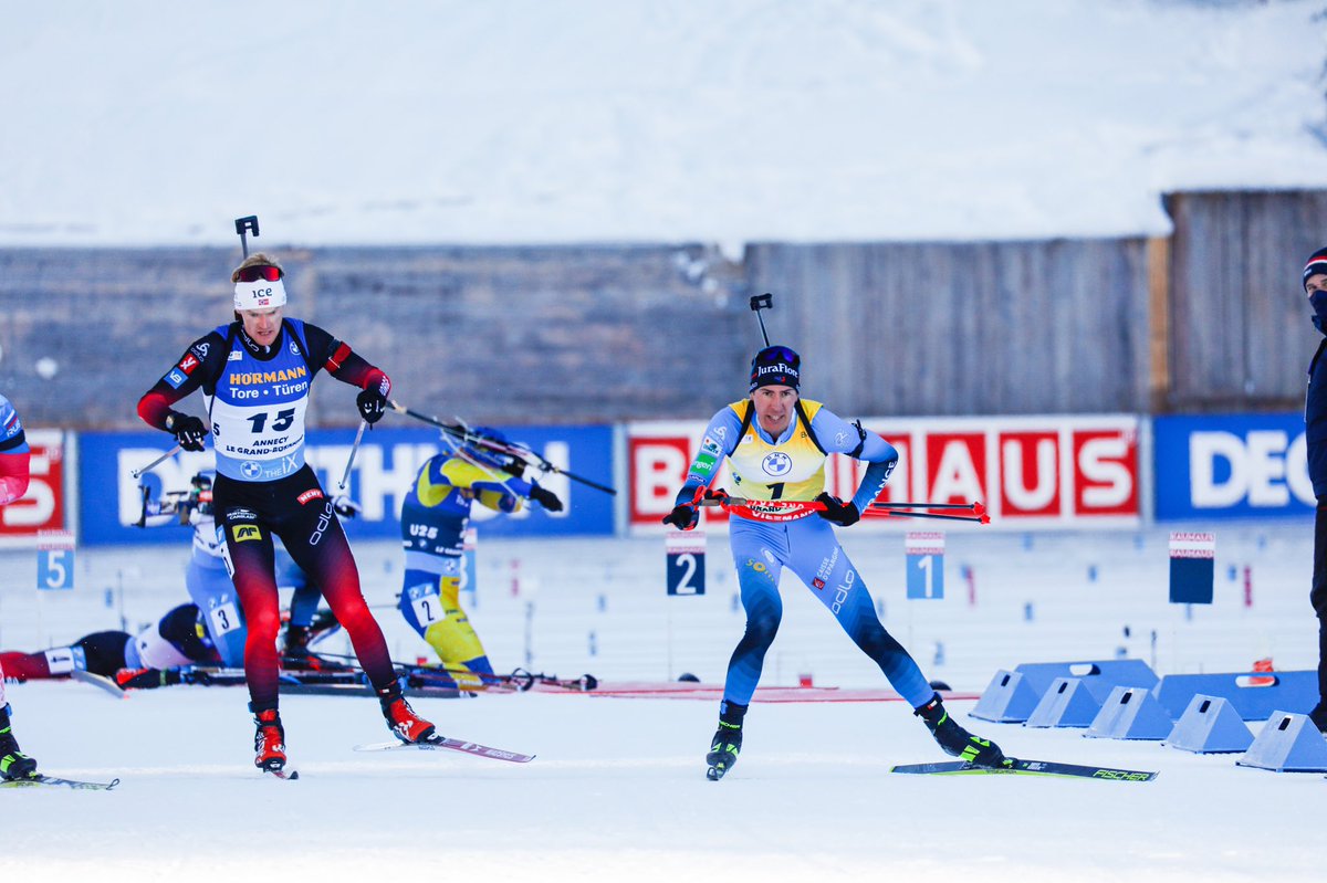 ILS SONT GRANDS !🇫🇷😍

<a href="/EmilienJck/">Emilien Jacquelin</a> et <a href="/quentinfillon/">Quentin Fillon Maillet</a> réalisent le DOUBLÉ sur la Mass start de <a href="/BiathlonALGB/">BiathlonAnnecyLeGdBo</a> !!🔥💪🏼🥇🥈

Les deux Français terminent l’année 2021 aux deux premières places du classement général !🤩

📸 Nordic Focus