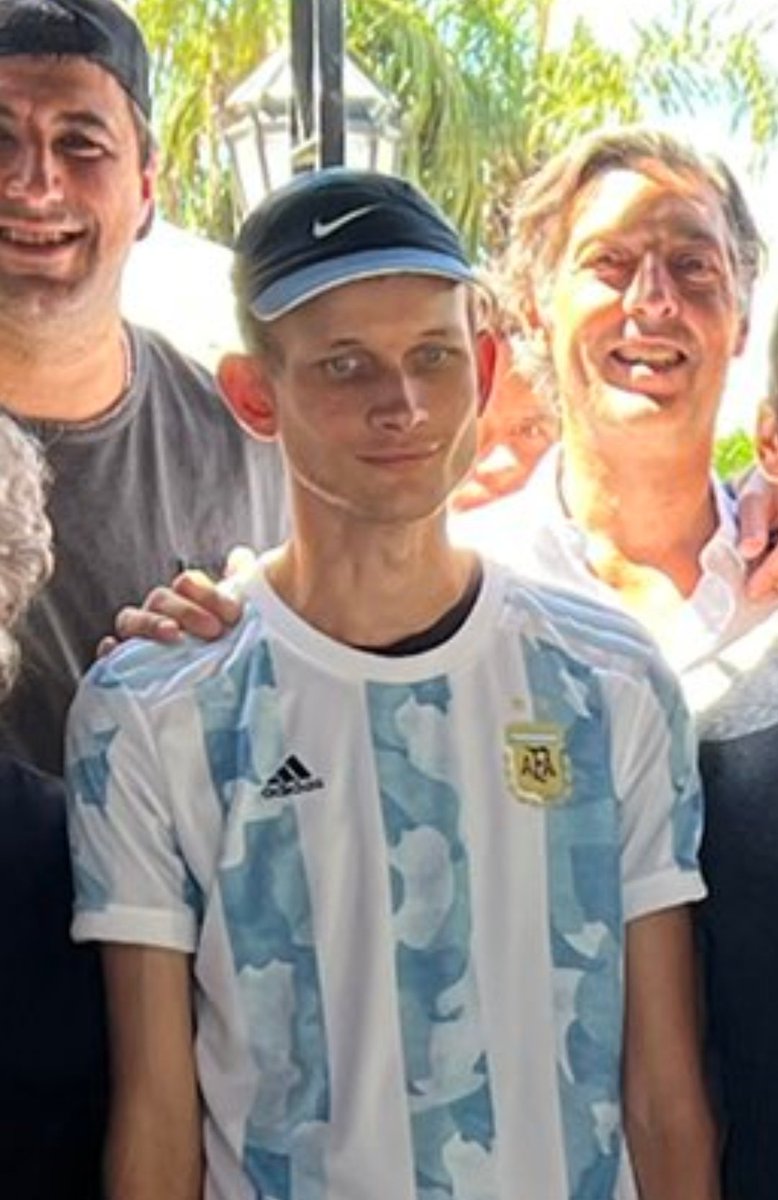 A mi no me van a hacer creer que esto es una persona viva