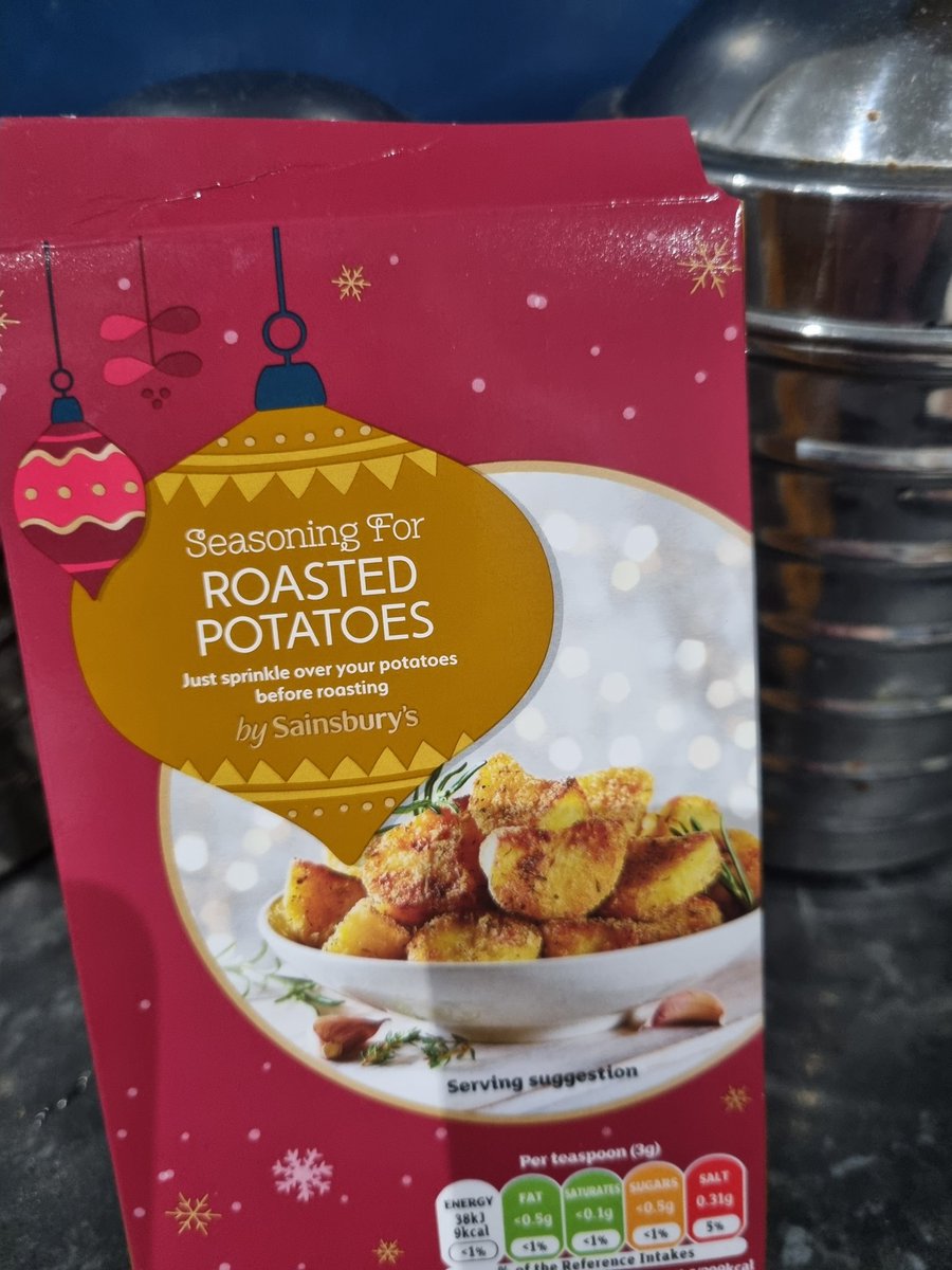 suzanne7smith1's tweet photo. @sainsburys just done an £108 shop at your Hinckley store and picked these up to try, the box was secured down however got it home and opened it to find it is completely empty? 🤷‍♀️🤦‍♀️🤔 https://t.co/2npSNBgQXK