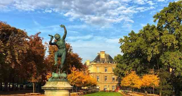 Beautiful day, arrived in the beautiful Luxembourg Park