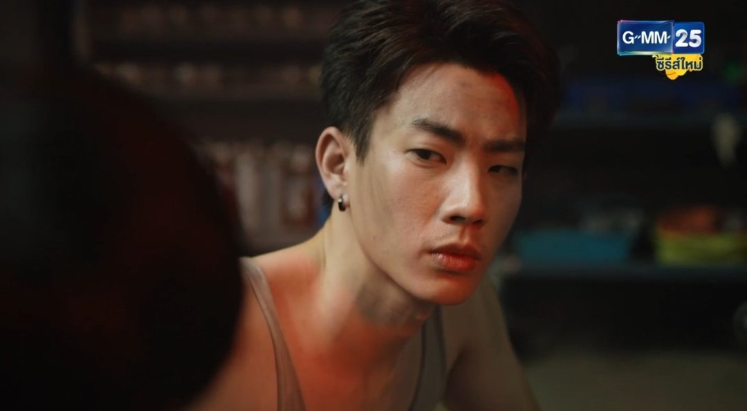 popppbb's tweet image. กรี๊ดดดดพี่ฌอห์ณหล่อมากเท่มากผอมมากๆด้วย😝 พี่ออฟเก่งมาก @off_tumcial
#NotMeSeriesEP2 
#NotMeSeries 
#ออฟกัน #OffGun