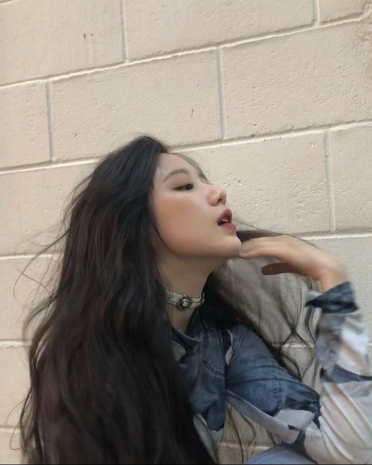 YSHPRNT's tweet photo. #SHUHUA IG Update (1/3)

“Cool girl yap ~><! 😎 “ https://t.co/lB9E10qDYK