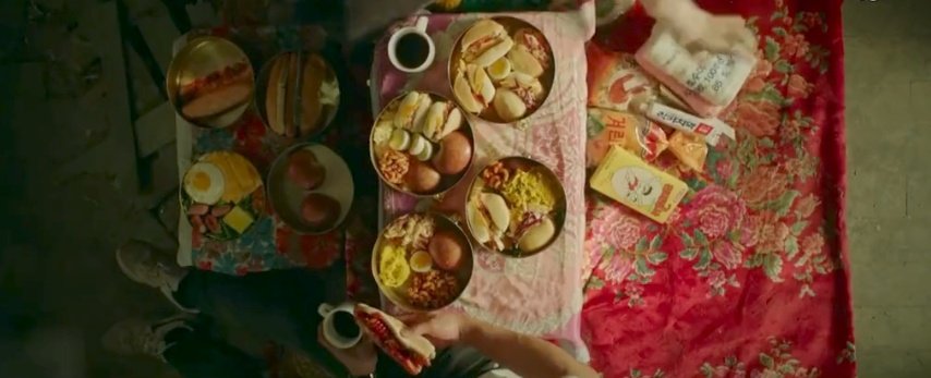 KARMAS00's tweet photo. When they said "The way to a man's heart is through his stomach" young ro understood the assignment

JISOOinSNOWDROP Ep2
#SNOWDROPonDisneyPlus
#SnowdropEp2 https://t.co/n8mizrMPyu