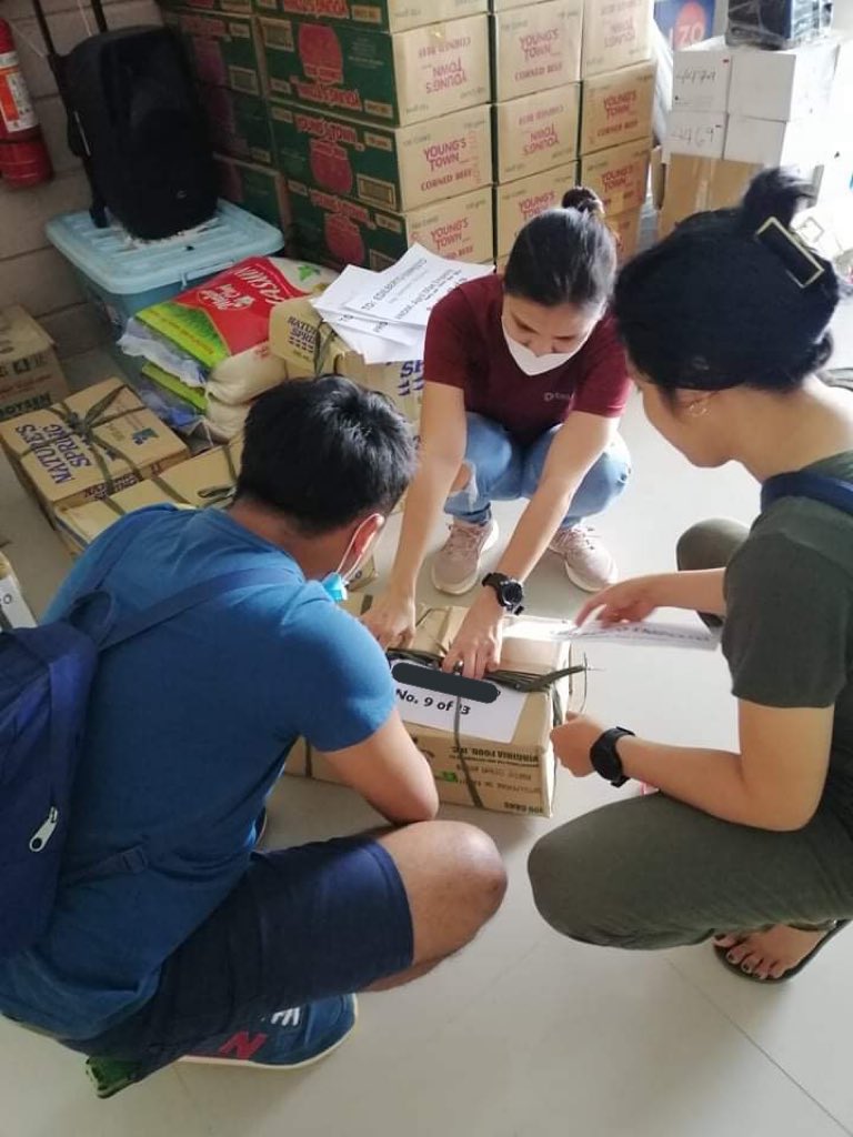 5stars28's tweet image. update‼️

donations will be transported to siargao early tomorrow. thank you so much sa mga nag send. makaling tulong na to for them 💛

#OdettePH #SiargaoNeedsHelp