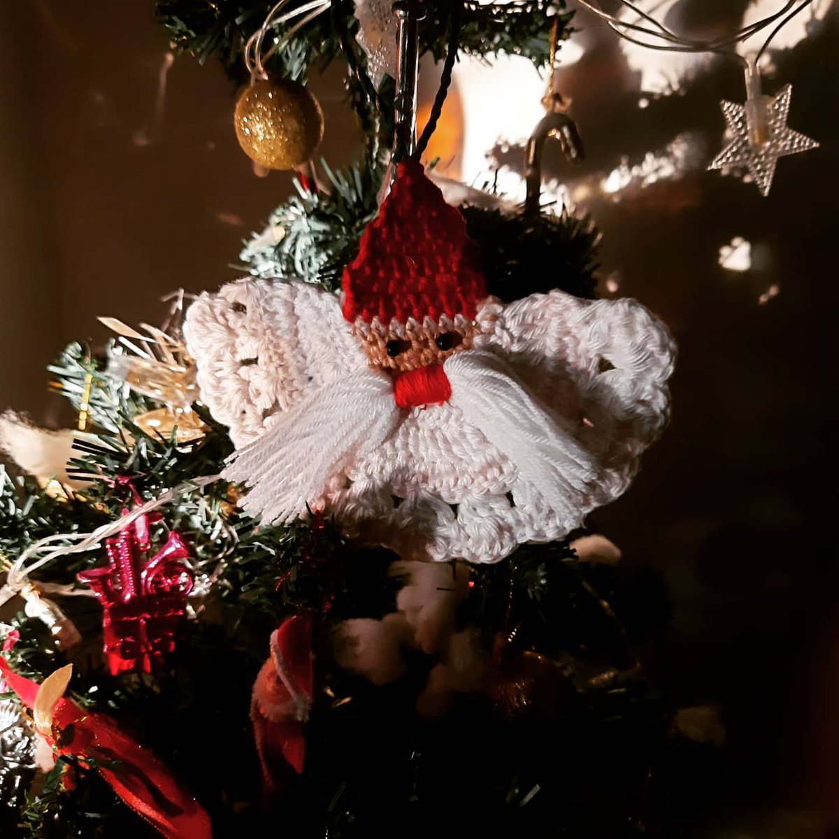 KiducateTweet's tweet photo. #Christmas
Thank u #bellsandwhistles for lighting up r homes even brighter this #holidayseason! Little Ms.S absolutely loved the stocking &amp; the handcrafted #SANTA &amp; #SnowManと buntings! 
#SnowMan譲 #crochet #ChristmasAtHome https://t.co/ni7OrVmxrd