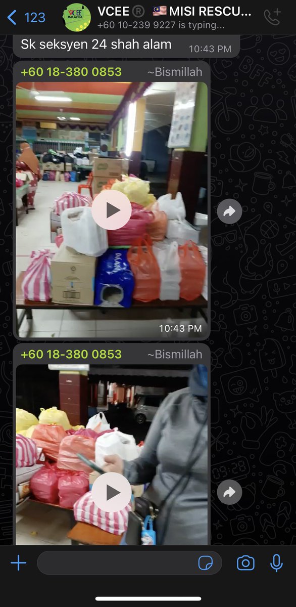 MimiRoroKidull's tweet photo. Misi bantuan pampers kanak2, toiletries dan pad. Bantuan akan dihantar besok pada jam 2.30 petang dari PJ. Mohon RT whatsapp terus https://t.co/WavAlEBxyK

Pilih pakej. 
1. Pampers: RM35 
2. Pad: RM25 (5 packet) 
3. Ubat gigi, berus gigi, sabun: RM20
4. Full set: RM80 seorang. https://t.co/SuvR3PZKez