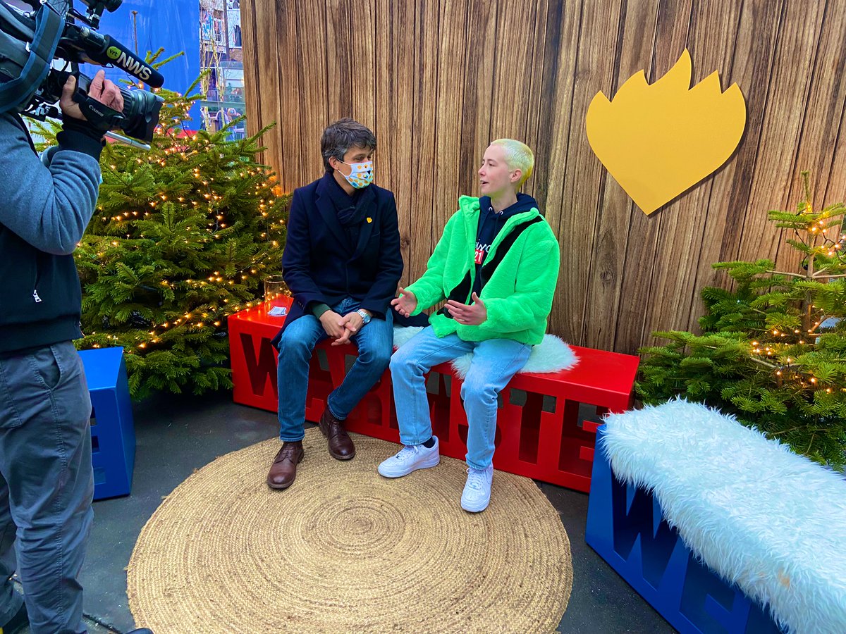dalle_benjamin's tweet photo. Warme gesprekken in Mechelen over kunnen zijn wie je bent. Zoveel jong en ambitieus talent 🔥🙏 @lotus__li @DeWarmsteWeek @VRT #DWW21 https://t.co/0UMExhqmK8