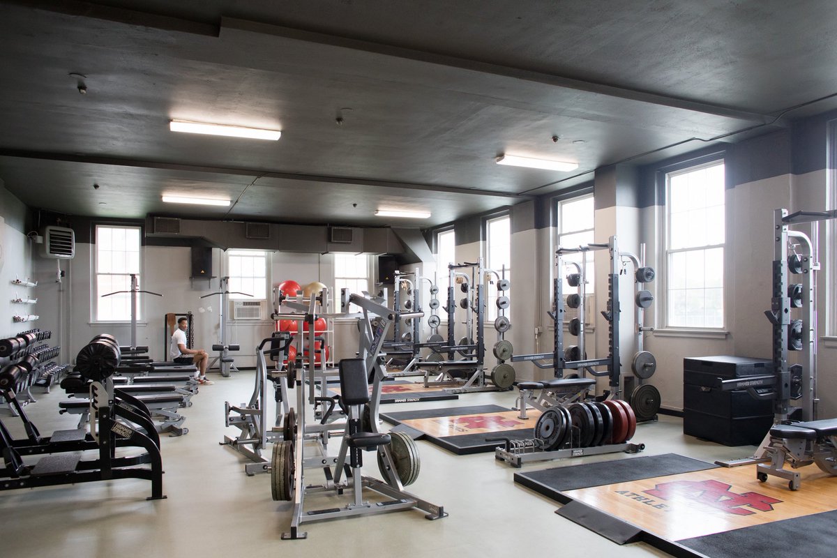 ButchyBoy_3322's tweet photo. I see a lot of people talking shit about NCC and how they aren’t the new standard in DIII. Well this is NCC’s weight room compared to other schools. These other schools have 40 national championships combined. NCC has 40 by themselves. https://t.co/3C6kVYWwwq