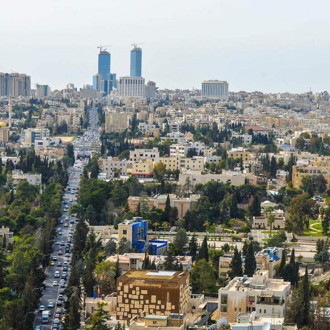 Obeidat1st's tweet photo. أنا العزيز بموطني، ما لنا الا حب #الاردن #الاردن_بخير  #الاردن_سيد_الحرمات #عمان بالقلب ❤️🇯🇴❤️ https://t.co/vzC2LY48tH