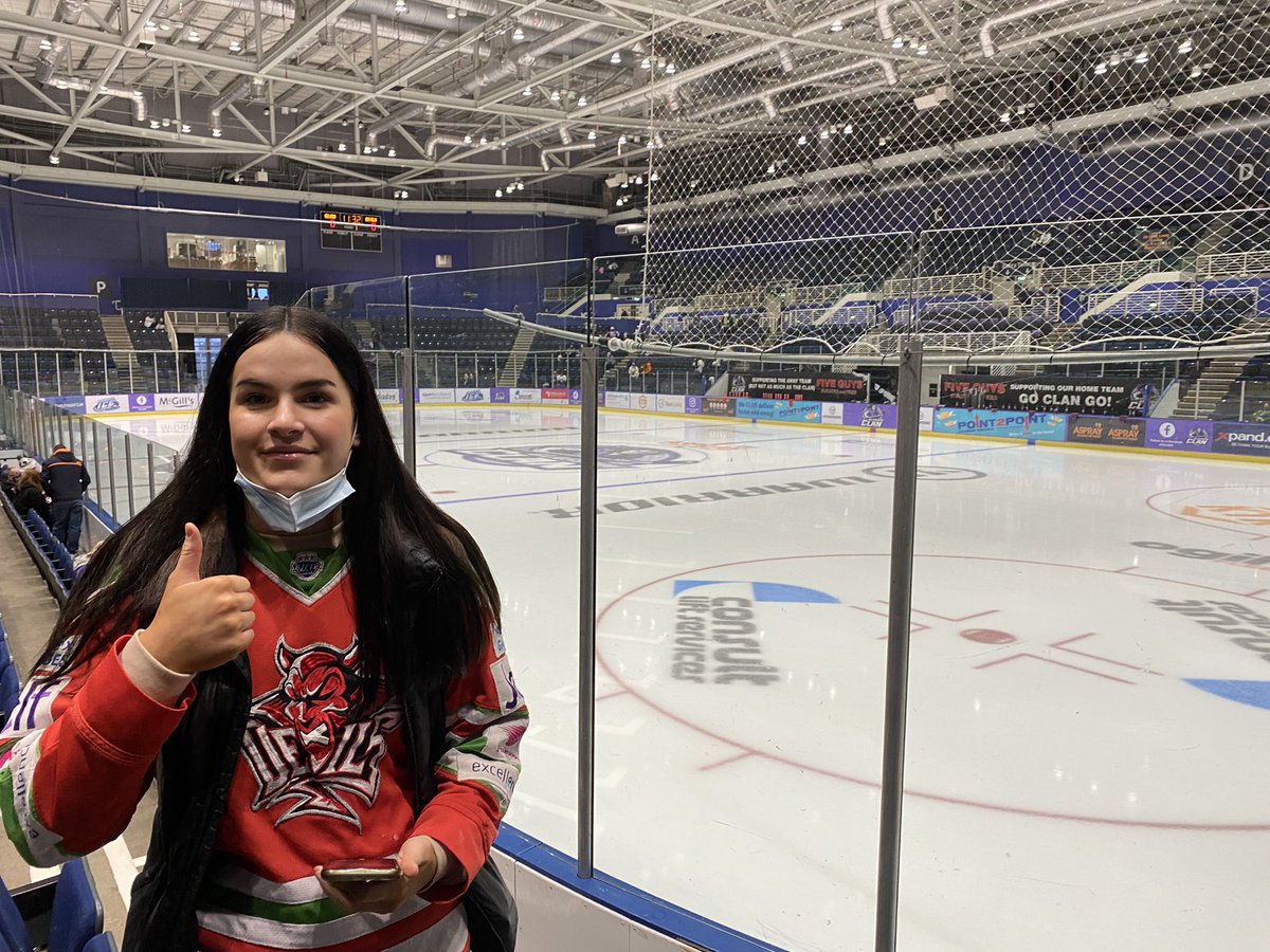 jonnychipz's tweet photo. We have arrived! Just in time for some @cardiffdevils vs @ClanIHC #letsgodevils #helloscotland ๐ฅ
๐ https://t.co/VOziqTGeLh