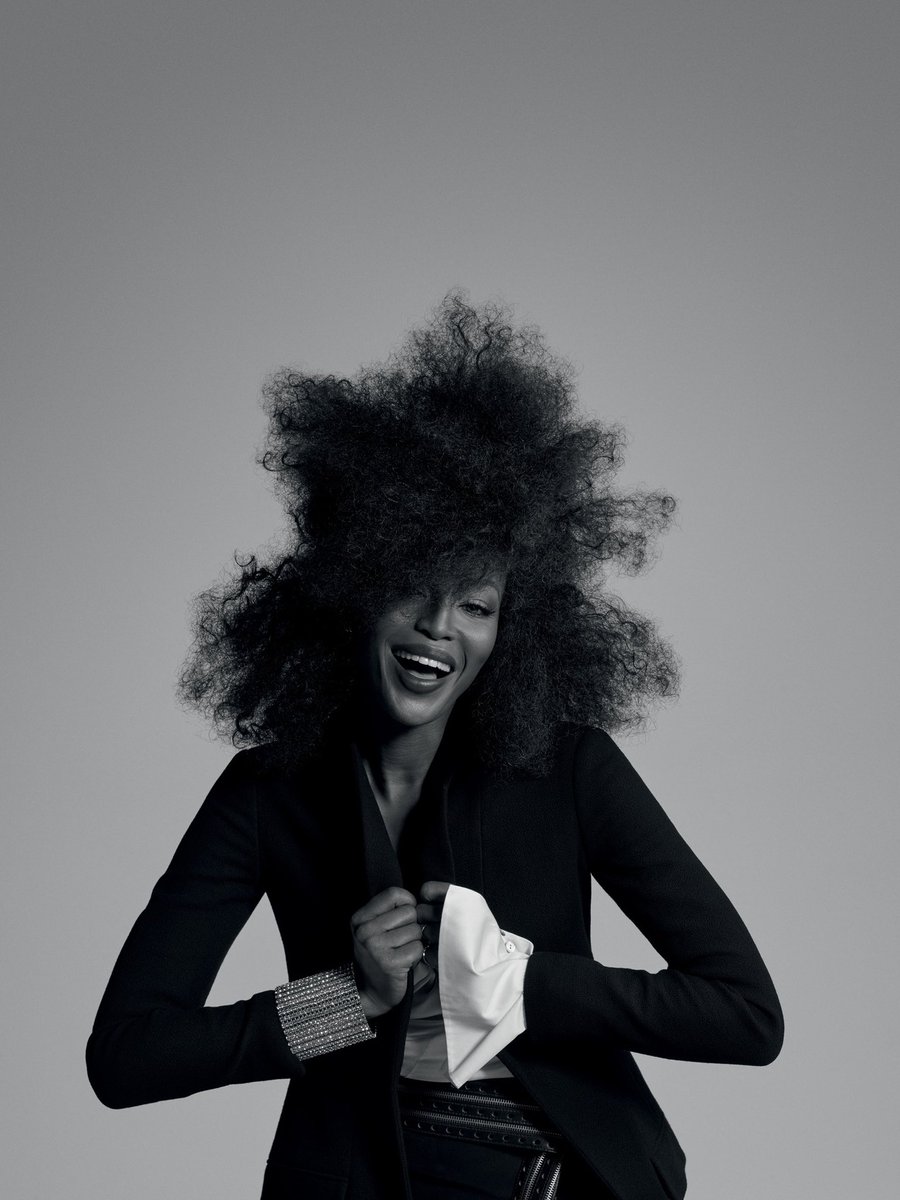 worlds_moda's tweet image. #editorialsWM (1/3)

#VOGUEBRAZIL,
May 2016.
By #GuiPaganini

⬇️More in the next post⬇️
#NaomiCampbell