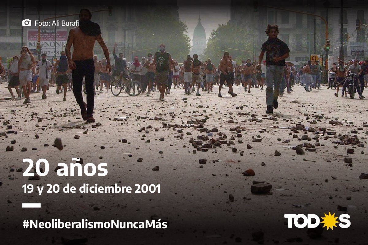 Marianocerroni's tweet photo. 🗓 A 20 años del 19 y 20 diciembre de 2001.

Memoria.
#NeoliberalismoNuncaMás https://t.co/QzfKSjjyzA