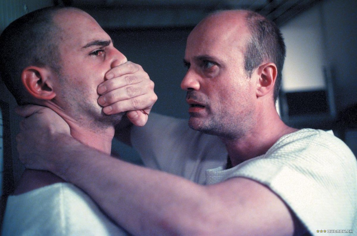 Эдриан броуди эксперимент. Эксперимент сюжет. Эксперимент сюжет. Форест уитакер эксперимент. Эксперимент 2 волна die welle.