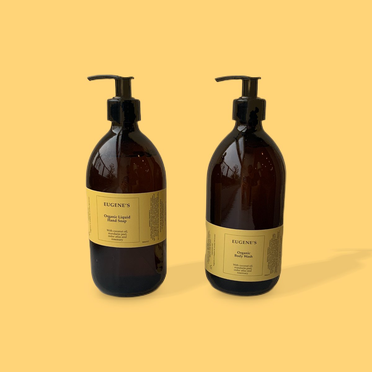eugeneslab's tweet photo. Last few Christmas gift sets available.

🧴Organic soaps &amp; body wash
🕯️Gorgeous scented candles
🍊Fragrant hand sanitiser

FREE gift wrapping &amp; upgraded fast delivery

Order by 5PM Monday 20th December. While stocks last!
👇
https://t.co/fY50XrOSMR https://t.co/B9KRlNlePR