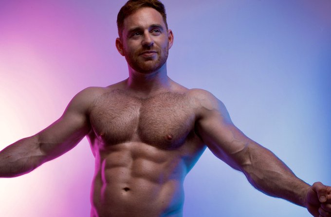 Is anyone available for a hug? I&rsquo;m in so much pain and have run out of painkillers. 😢🤕🤗 had surgery this