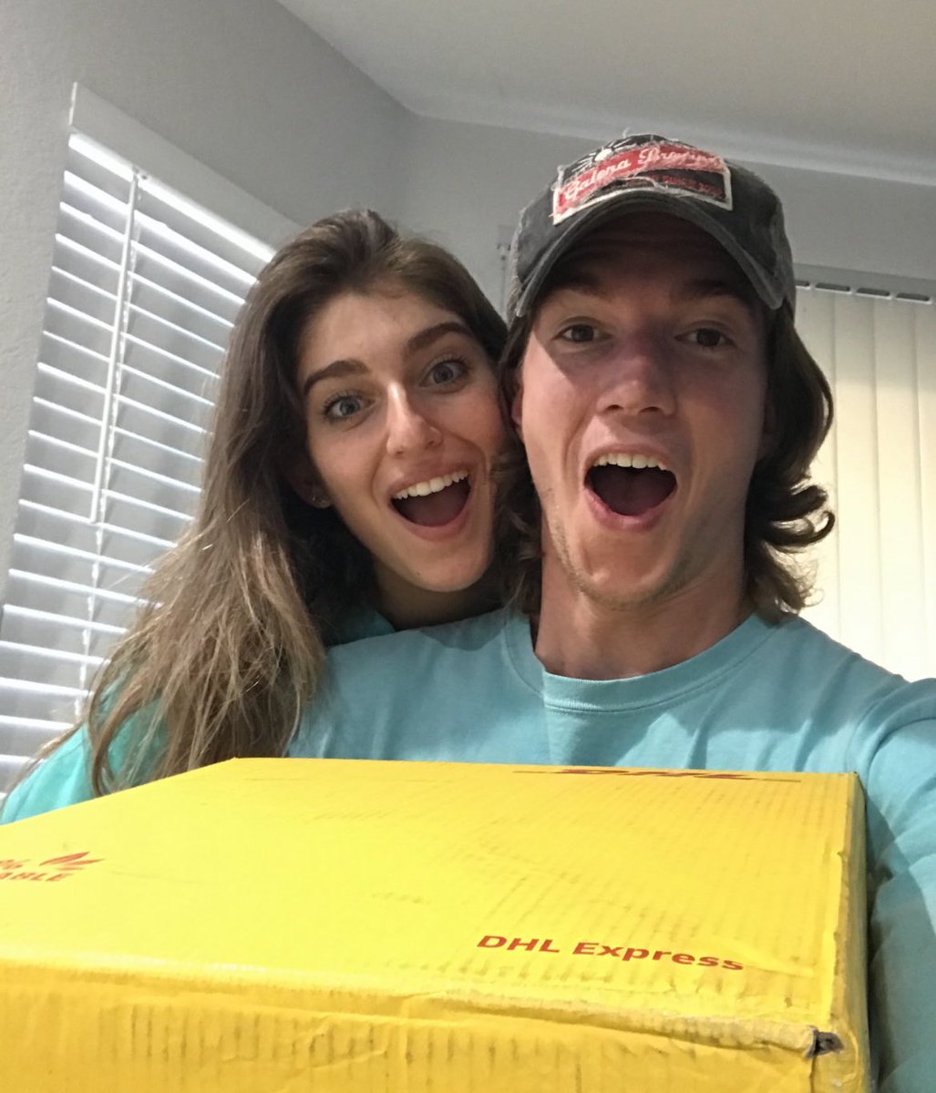 EsportsCloset's tweet image. 500 likes and we start our YouTube channel 😏

Thoughts?