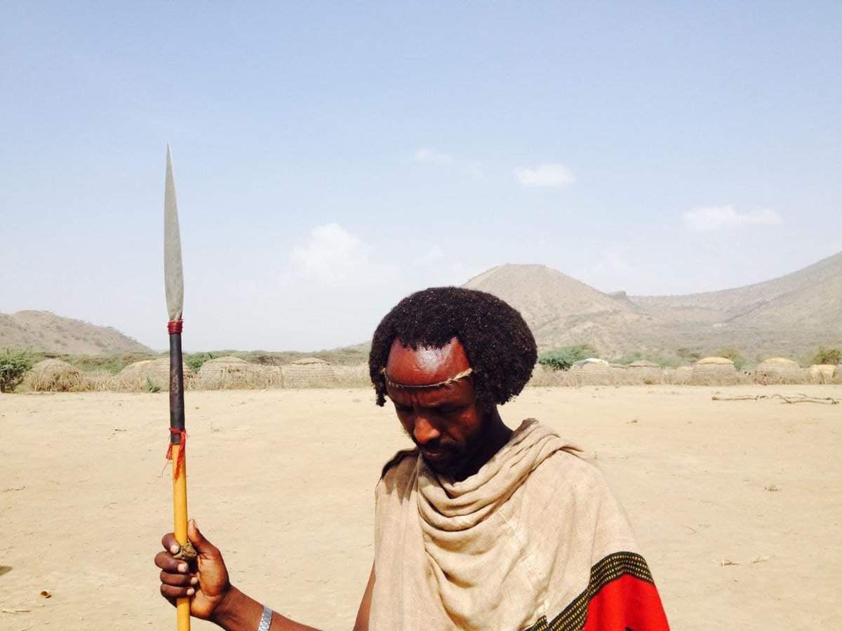 SamBekeleGerba's tweet photo. The remaining people(23) who were gone missing after the killing of 14 members of the Karrayyu Gadaa leadership were found in a detention center in Mojo. Abba Gadaa union says one of z Abba gadaas was beaten to death on Dec 08 in this informal detention center
#KarrayyuuMassacre https://t.co/ObKc4ADEOy