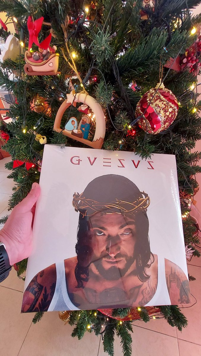 Sdralb's tweet photo. @THEREALGUE Quest'anno ho fatto il Presepe🙏 https://t.co/l610vP0Epm