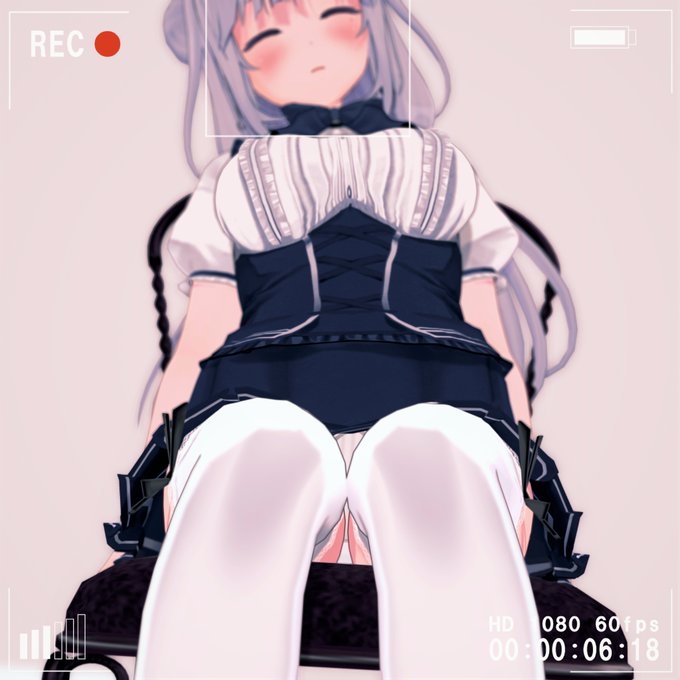 おまたせ!アイスティーしかなかったけどいいかな? 