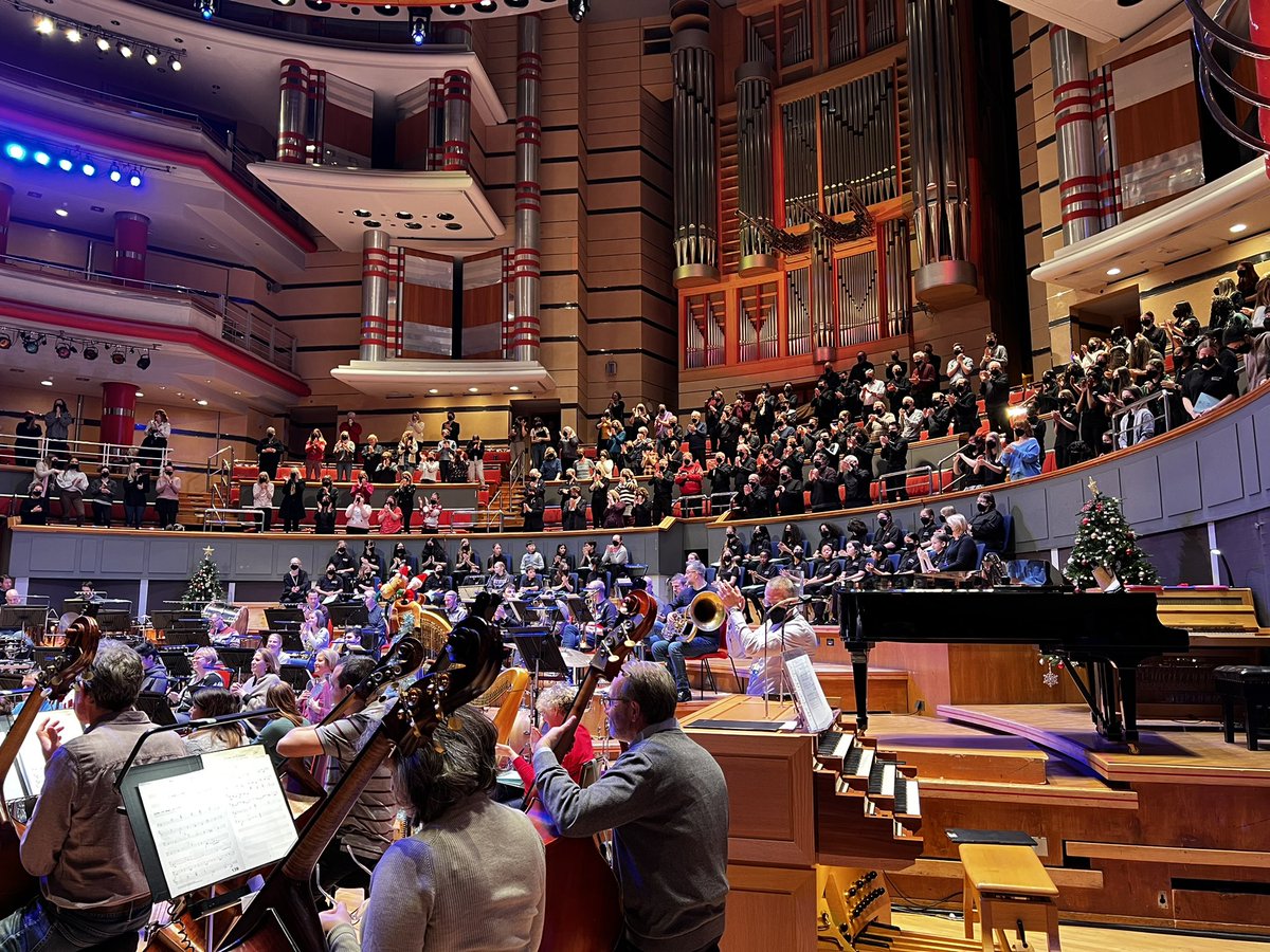 TheCBSO's tweet photo. After nearly 8 years at CBSO, our Director of Learning &amp; Engagement Lucy Galliard is leaving to become Chief Executive of @sinfoniavivauk. Lucy has done a great job on all our Education and Choral activities, and received lovely gifts and a standing ovation at today’s rehearsal! https://t.co/qJXakSWSZQ