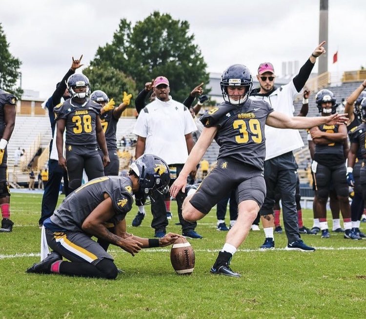 Coach Dom tweet media