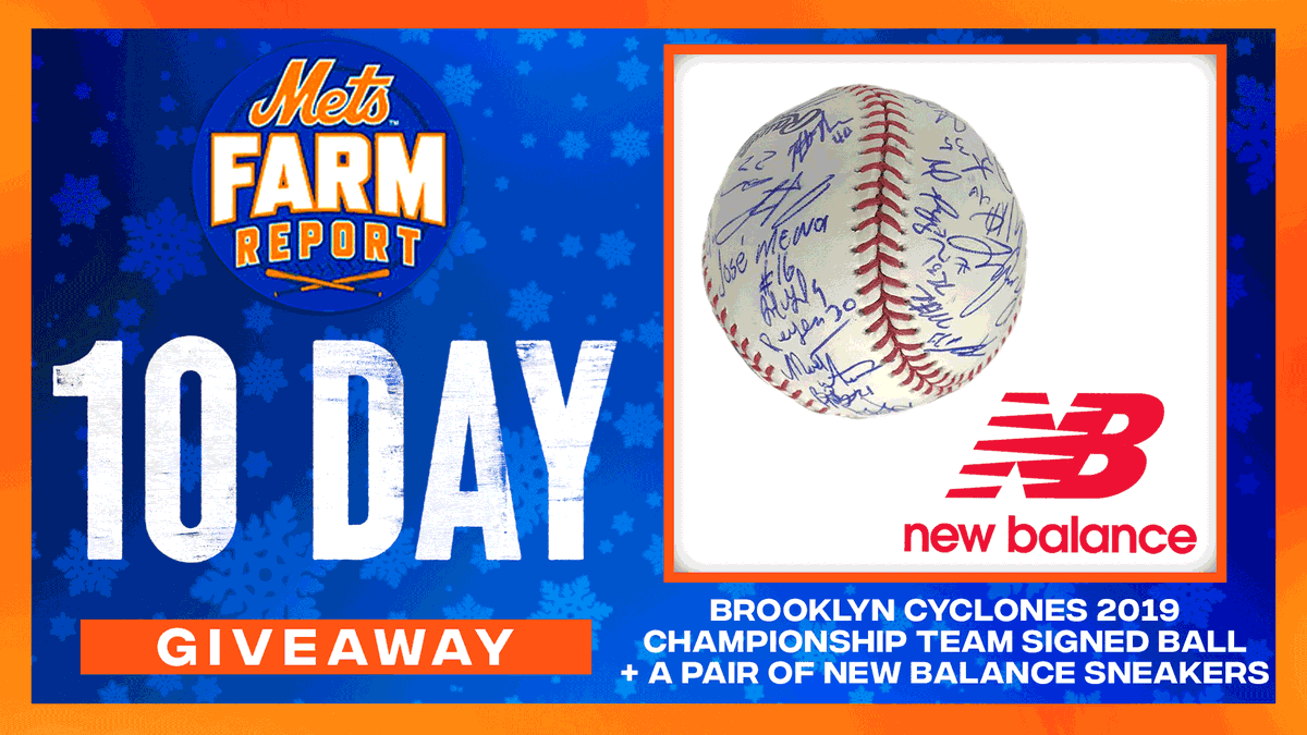 Follow us and retweet this to be entered to win a baseball signed by members of the 2019 NY-Penn League Champion <a href="/BKCyclones/">Brooklyn Cyclones</a> and a pair of <a href="/newbalance/">New Balance</a> sneakers! ⚾️✍️👟