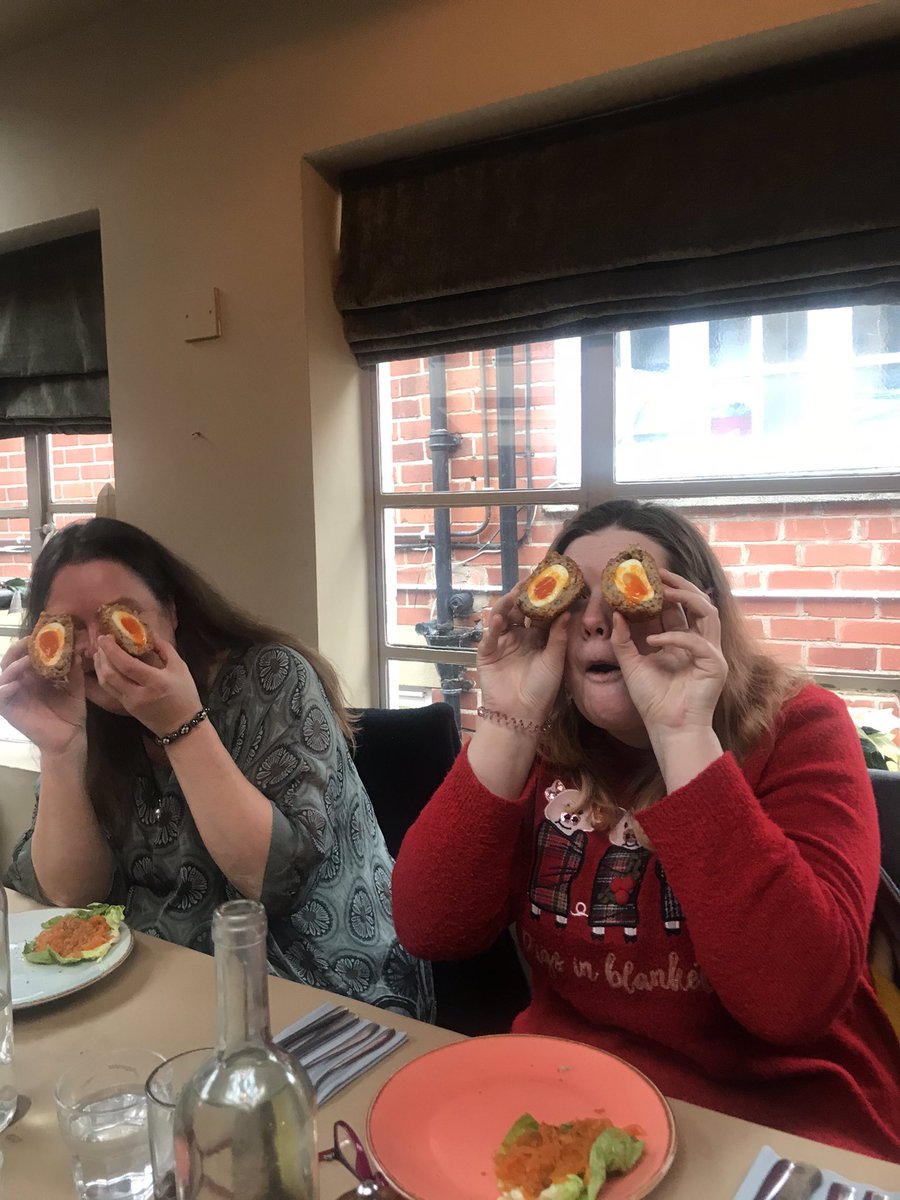 Merry Christmas🎄from the Walford Crew. What a way to finish off the term with great food and company <a href="/DerwenCollege/">Derwen College - Post-16 specialist college</a> @PeterL_Derwen @likeasheep11 @Dan_Derwen #FUNfund #MerryChristmas #teamwork