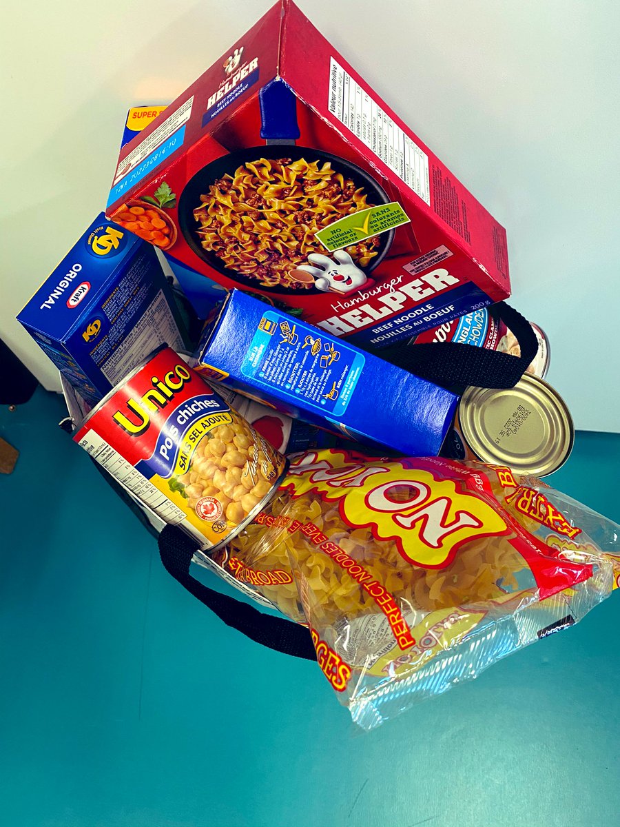 MsSalkeld's tweet photo. Thank you families for all the donations for the food bank! @SouthPointeEIPS https://t.co/v2CDWfRh9Y