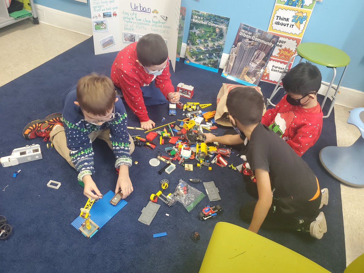 jfteach1's tweet photo. Building urban communities @Hampton_Street  #mineolaproud https://t.co/70dKfGNxHk