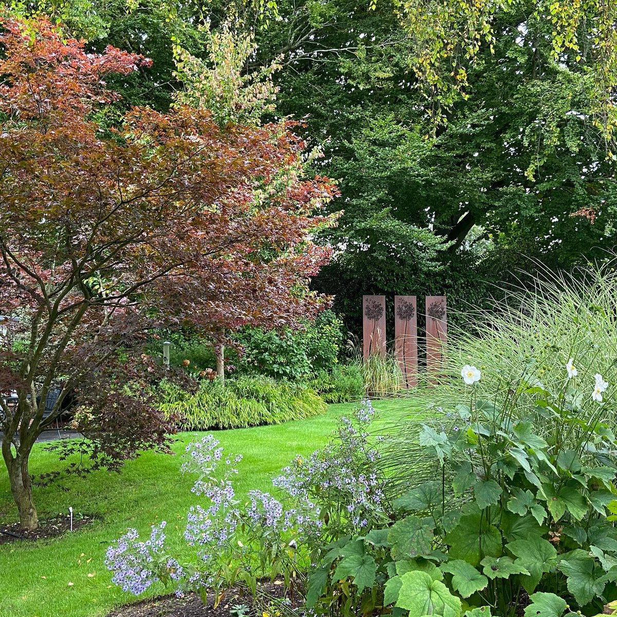 It is back to work for our <a href="/GreenardenD/">GreenArden design</a> team! We are looking forward to continuing you delivering dream #gardens. Our founder <a href="/GardenDesign123/">Christine Wilford</a>    created this #gardendesign and our #garden maintenance team has the lovely task of keeping it looking good throughout the seasons.