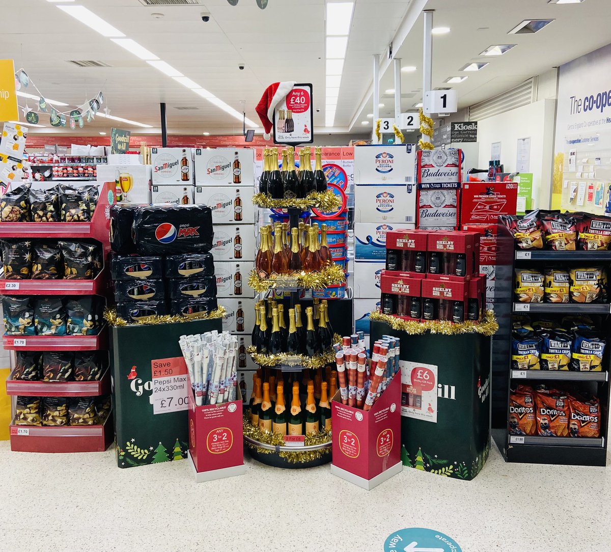 RebeccaK_W's tweet photo. Stretton set up and ready for the last weekend before Christmas! 🌲🎁 @mycoopfood @PaulalanDennis @ClaireKoziol @grahamwren2 @jamesbarkercoop @TiffanyFisherx @grice_tracey https://t.co/oq8Y0sM9el