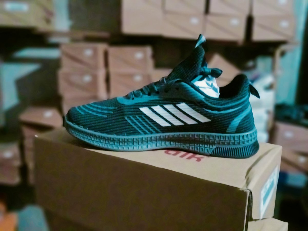 ہمارے اس چھوٹے سے کاروبار کا سہارا بنیں خریدی یا نہ خریدیں لیکن ریٹویٹ لازمی کریں 🙏
سیز 40 تو لیکر 45 تک کلر تک لائٹ ویٹ بہت کم پیٹبل اس کو آپ وآش بھی کرسکتے ہو ریٹ صرف 1650سو روپیہ جس کو بھی چاہئے تو ہم سے رابطہ کریں ہمارا واٹس ایپ نمبر 03025204610