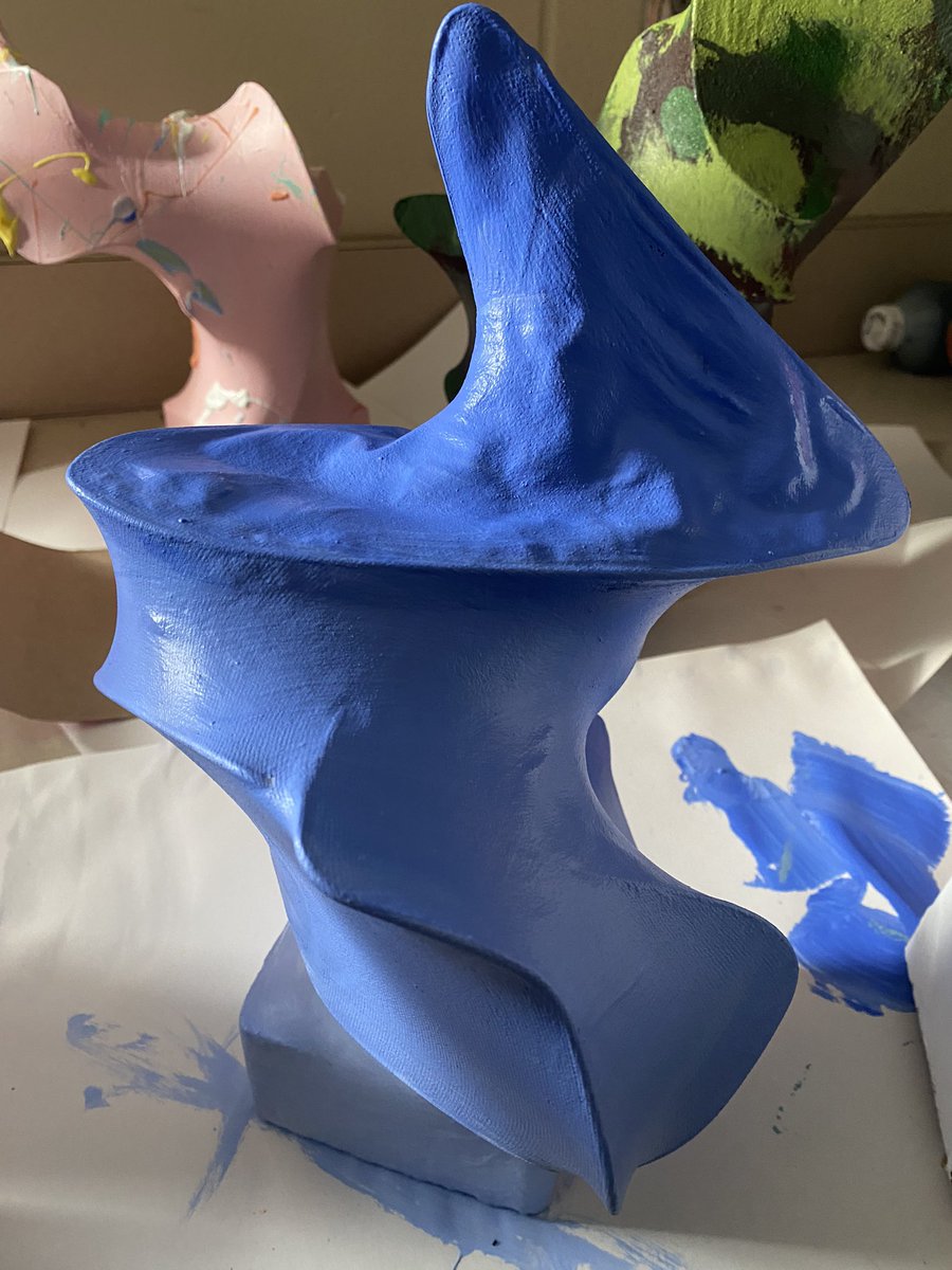 ArtsyTeacherOne's tweet photo. 8th grade artists are making progress on their pantyhose sculptures! 🧦 🎨  #WeAreRMS #RussellExploratory @mps_russell @MillardPS #ArtEd https://t.co/PnyeKXB58m