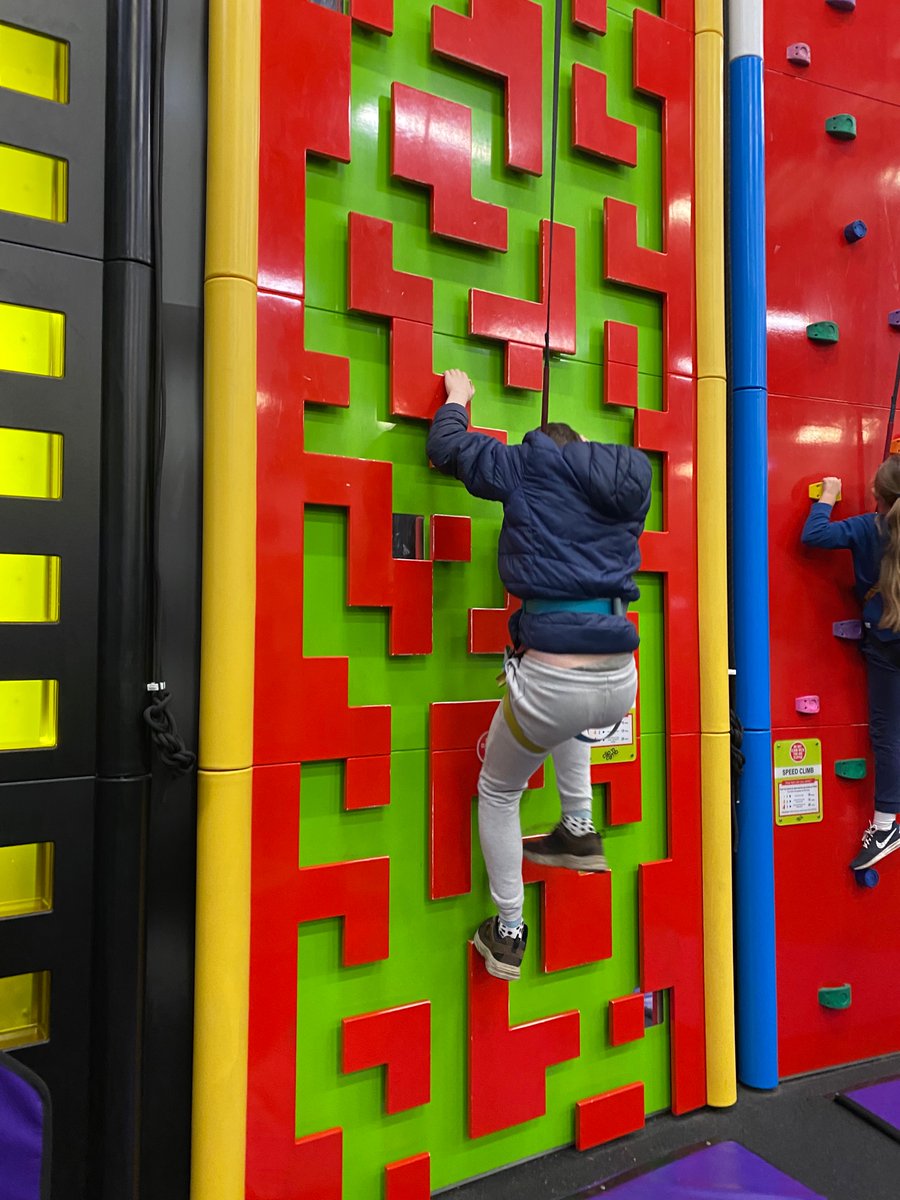 laceyk1992's tweet photo. Not only did we have a fantastic form trip today @Clipnclimbtonb, we also said good bye to one of the members of our form as he takes on a new adventure in a new school, we are very proud of him and wish him all the best for his bright future. @int3rv4nti0ns @SBentley__ https://t.co/3tjRXqsvz1