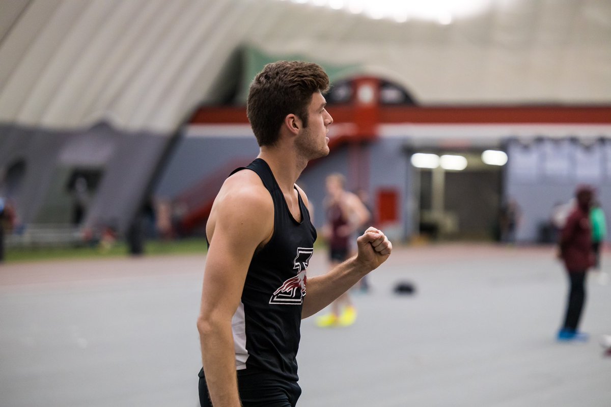 UIndyAthletics's tweet photo. 🐾 | TFW you’re walking out of your last final 🥳 Congrats on a great semester Greyhounds! 👏🏻 https://t.co/ifCw7MjX2K