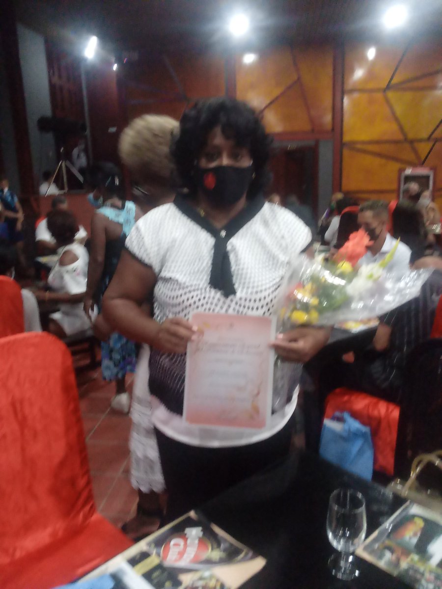yrondon5's tweet photo. Precioso acto provincial se desarrolló en el teatro Martí dedicado a todos los educadores santiagueros en el marco del 60 aniversario de la campaña de alfabetización. Felicidades educadores. # Cuba.  #CubaMined. #DpeSantiago https://t.co/s5EhLyNh3G