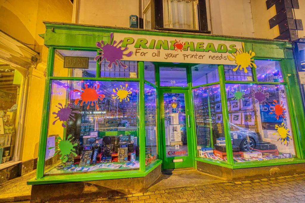 Print Heads of Dawlish. #christmaswindows #christmaswindowdisplay #christmasdisplay #christmaswindow #christmasindawlish