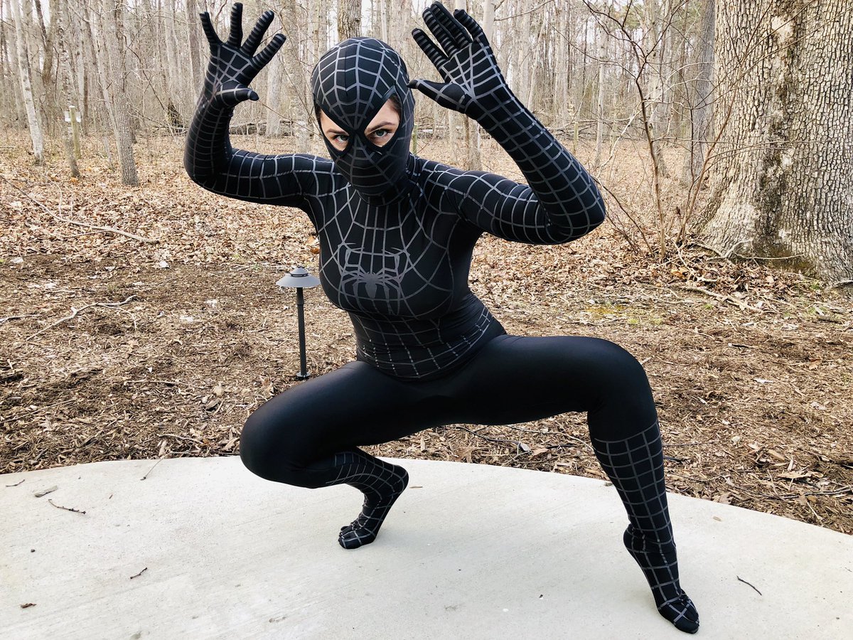 WanderingEyeCpl's tweet photo. All due respect to the big movie in theaters this weekend. but our favorite corner of the Spidey multiverse is in @HeroineUniverse! https://t.co/ygjfoGiLBT