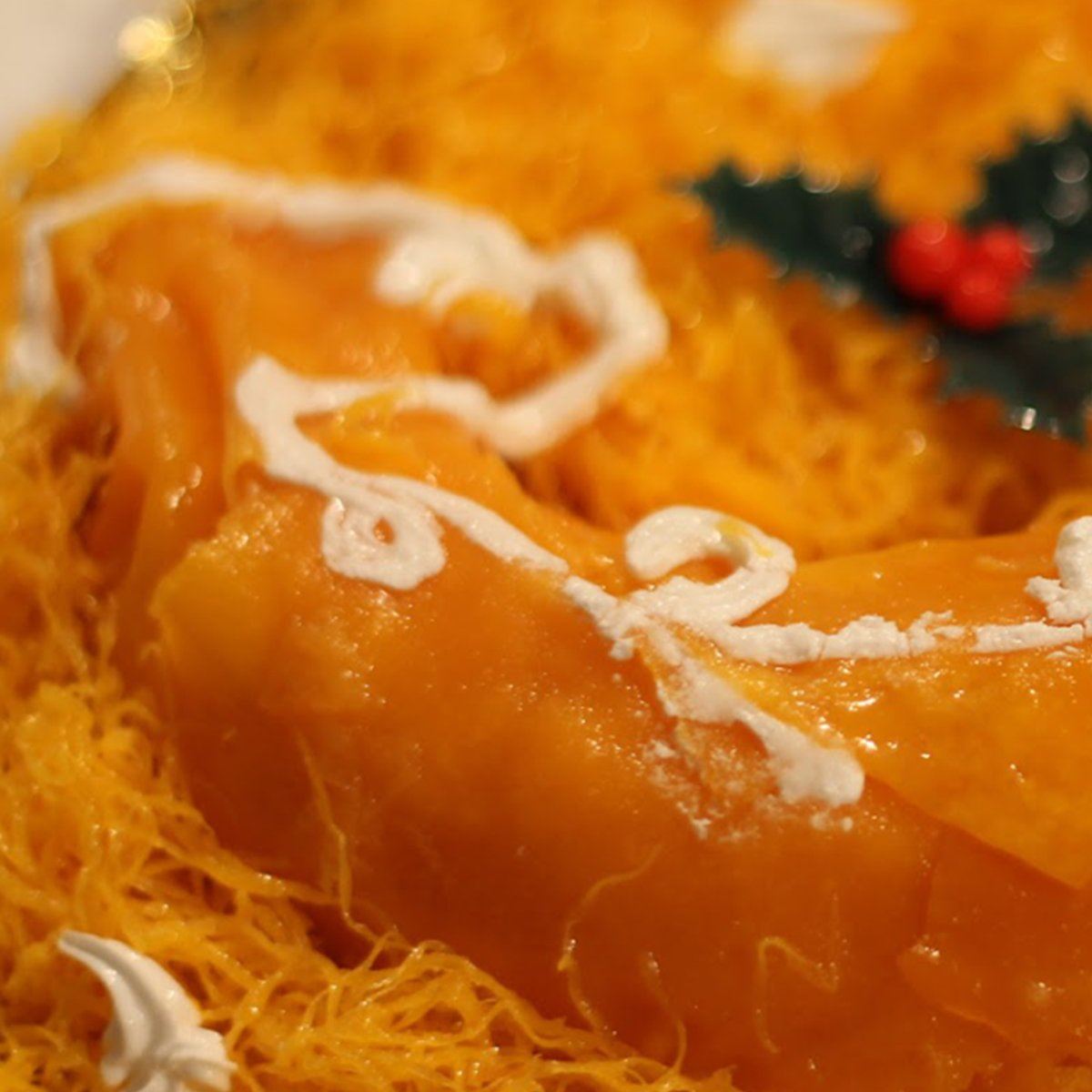 JorgeCarmo9's tweet photo. Do you have a #sweet tooth? 😋 In the #CenterofPortugal, you can try many #sweets in this #festive #season. We bet you can't say no to "lampreia de ovos" - a #conventual sweet, made of egg threads, decorated with candied fruit and icing. Enjoy! #Christmas https://t.co/pXDi9i5gHw https://t.co/1rcvmoGgYp